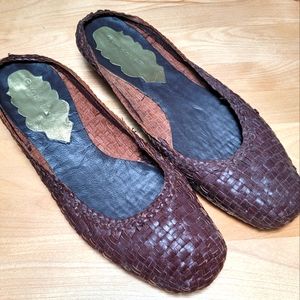 CHOCOLAT | Brown Woven MULES, Sz 40